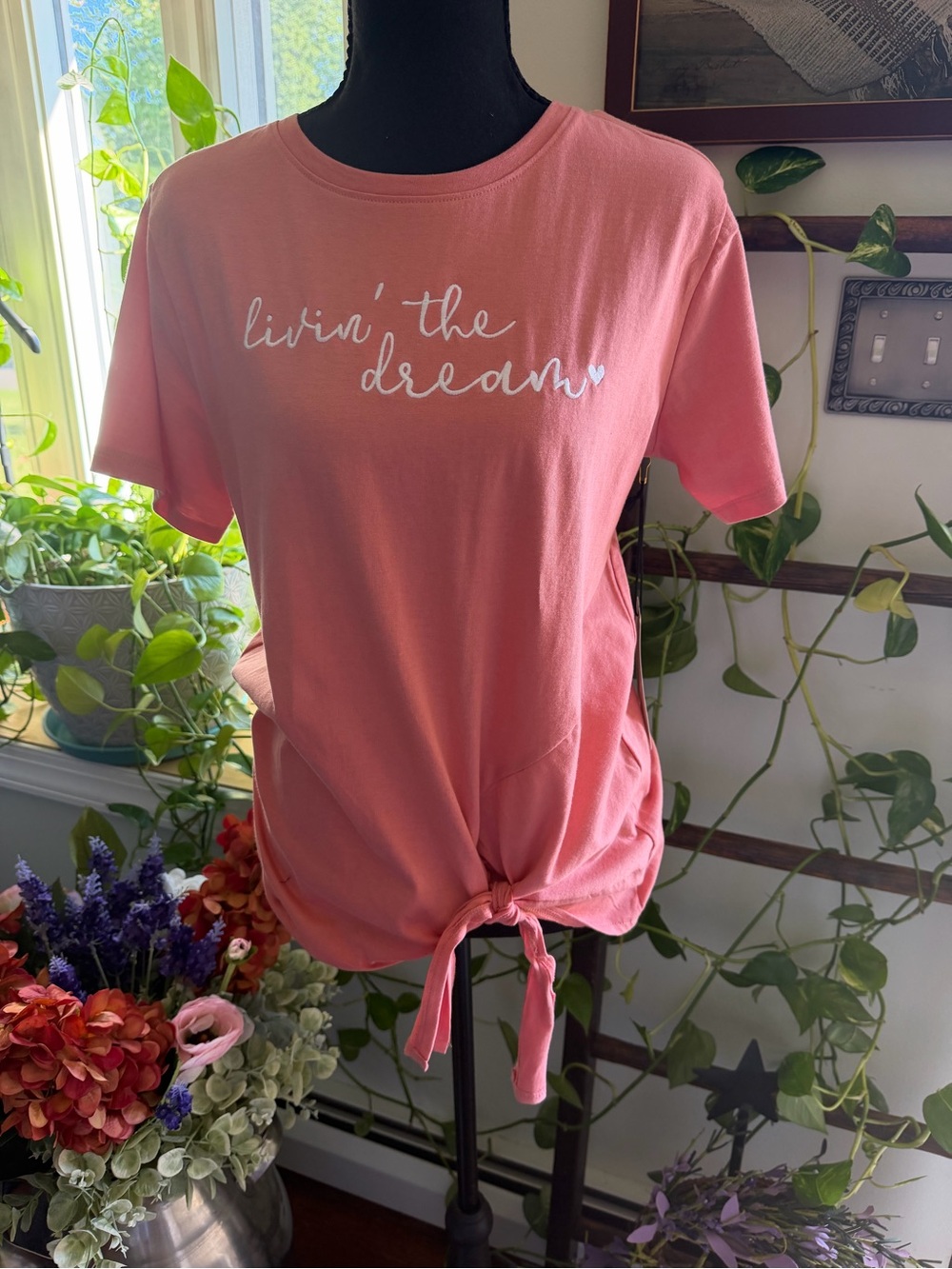Pink Tie-Hem Short Sleeve Tee with Script